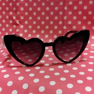 Rockabilly Retro Heart Sunglasses